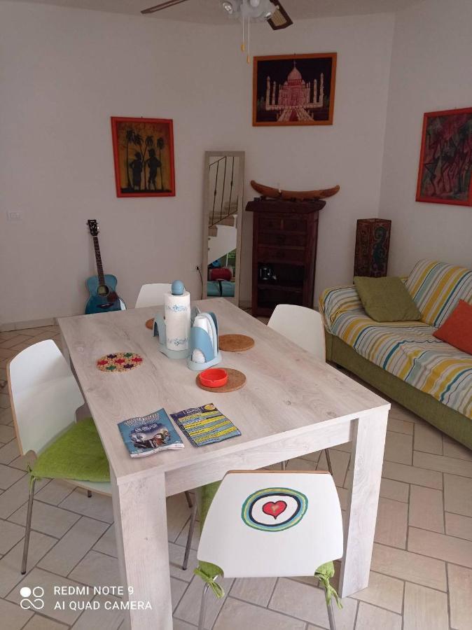 Casa Luna Santa Teresa Gallura Eksteriør billede