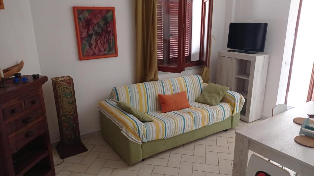 Casa Luna Santa Teresa Gallura Eksteriør billede